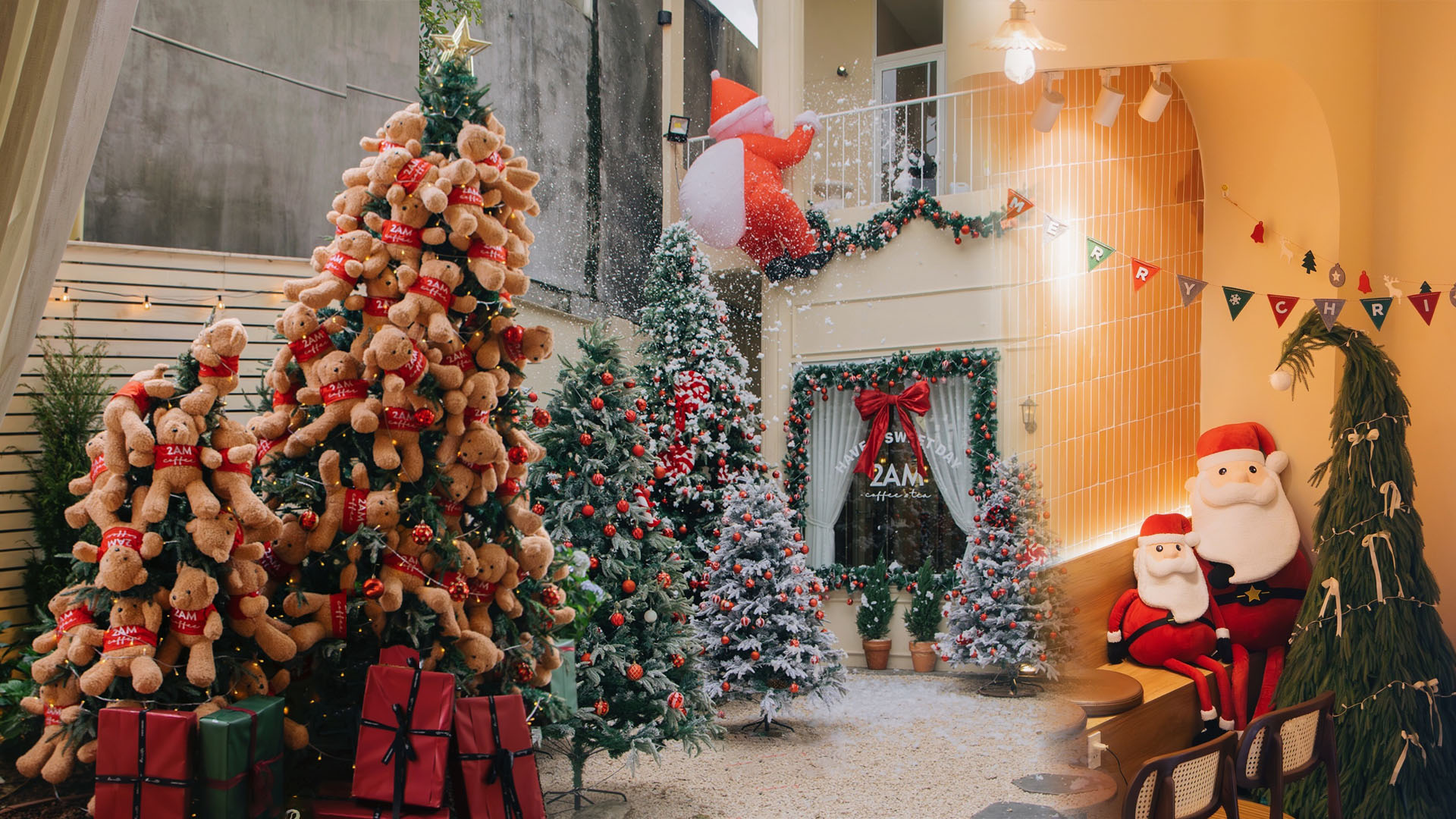 A Round-Up of Beautifully Decorated Christmas Cafés in Da Nang 2024