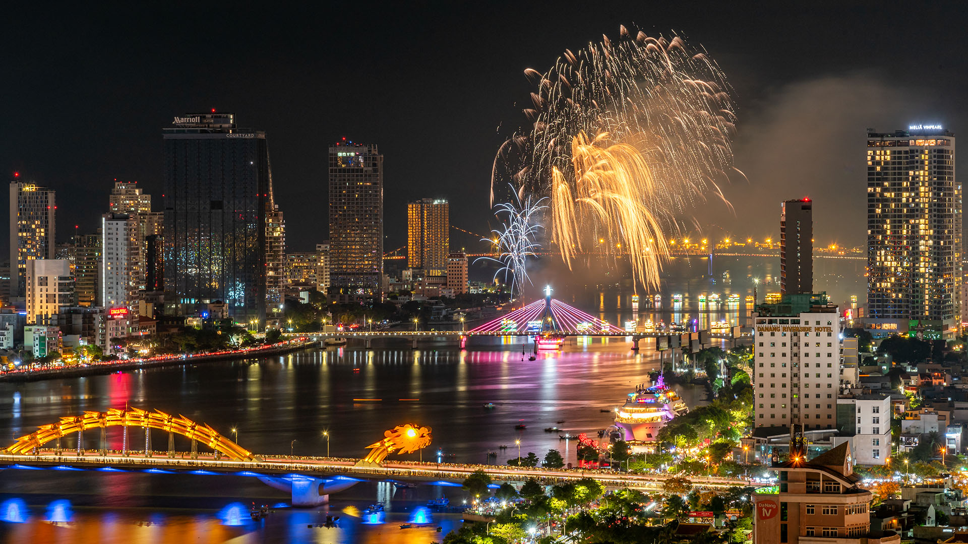 HOT: Top Các Địa Điểm Xem Pháo Hoa Đà Nẵng 2025 (DIFF 2025) cực “đỉnh”