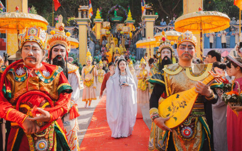 danh-thang-ngu-hanh-son-le-hoi-quan-the-am-da-nang