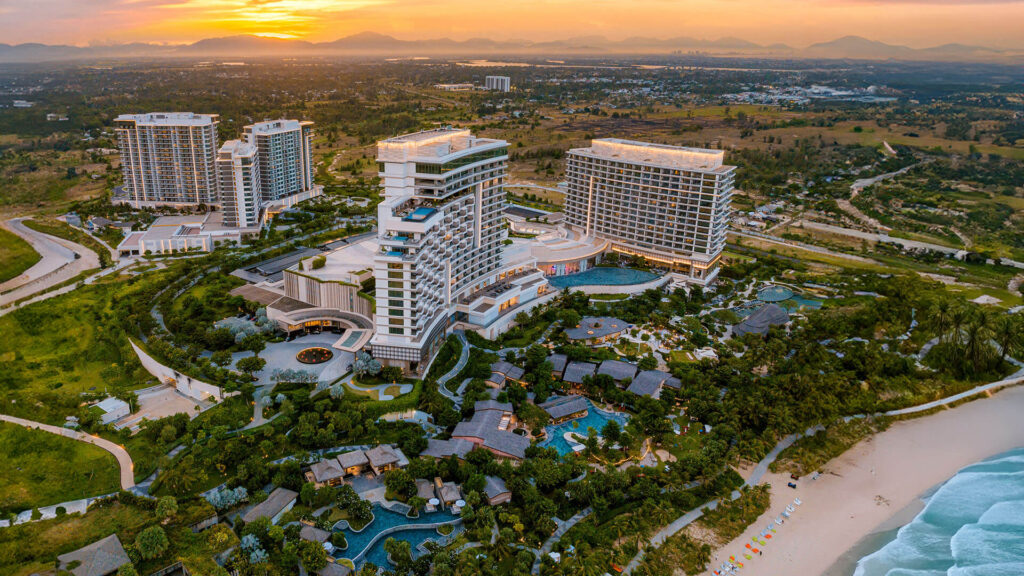 Hoiana Resort & Golf – Khu Nghỉ Dưỡng Phức Hợp Tốt Nhất Châu Á Thái Bình Dương; Hoiana Resort & Golf – Best Integrated Resort in Asia Pacific