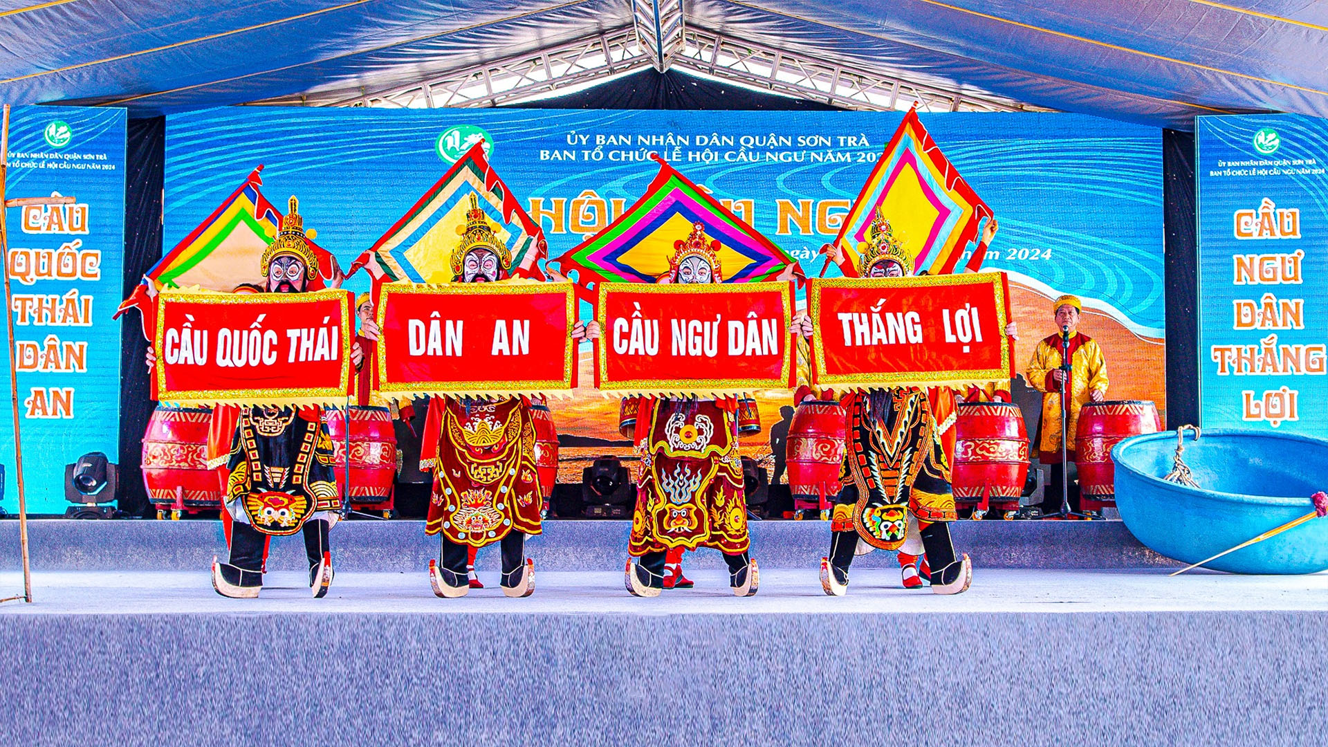 The Cầu Ngư Festival in Đà Nẵng (the Whale Worship Festival)