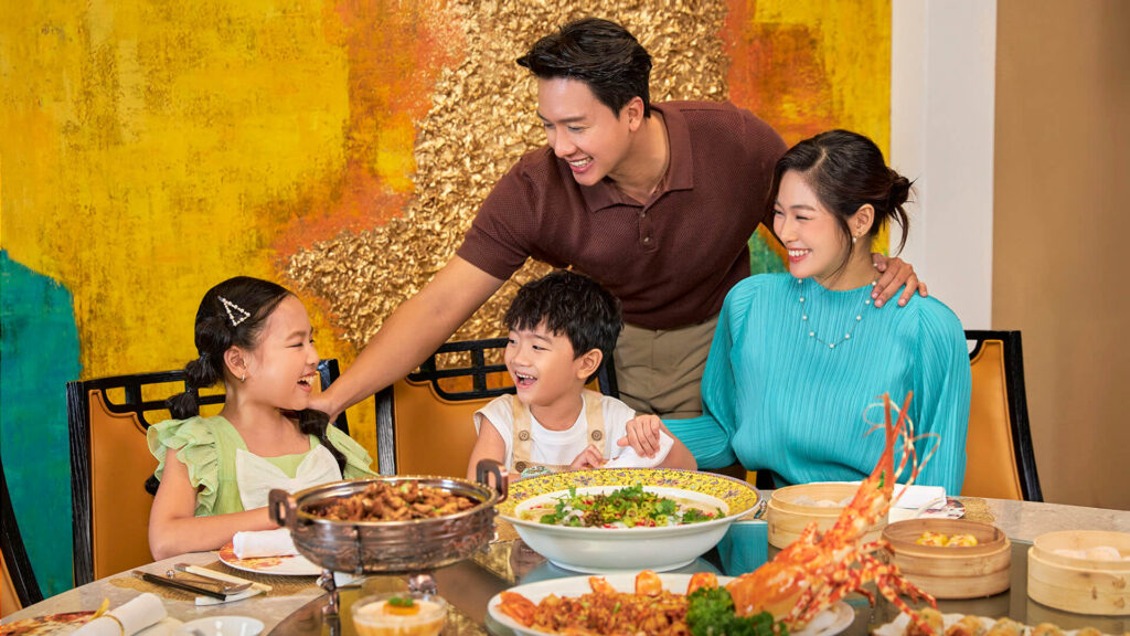 Nhà Hàng San Xi Lou - Ẩm Thực Hồng Kông, Tứ Xuyên tại Hoiana Resort & Golf; San Xi Lou – Hong Kong Restaurant