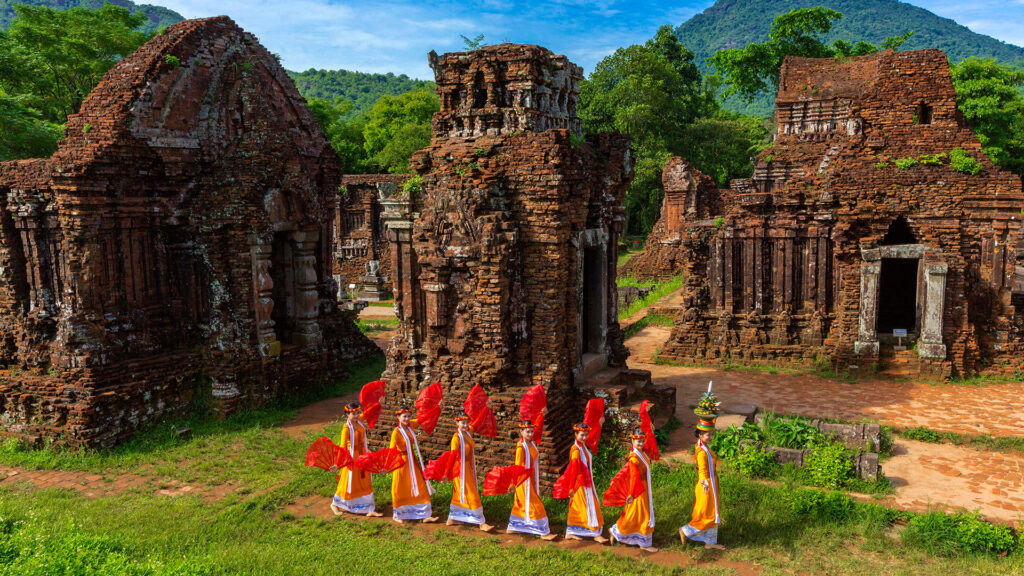 Biểu diễn nghệ thuật Chăm tại Khu đền tháp Mỹ Sơn