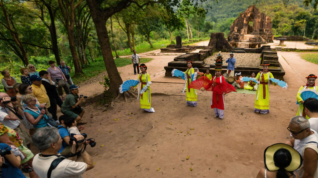 Cham art performance at My Son Sanctuary 1