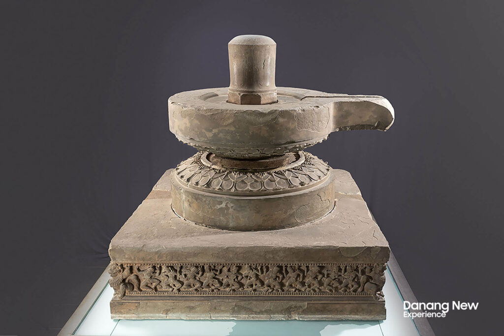 ĐÀI THỜ TRÀ KIỆU 7