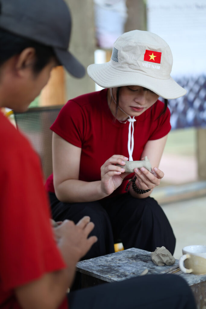 Mùa xuân ở làng gốm Thanh Hà 5