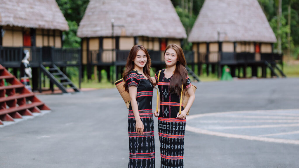 Chạm nhịp xuân nguyên bản của người Cơ Tu 17