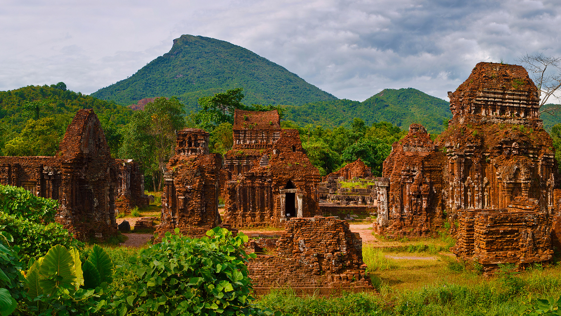 Tết tại Khu đền tháp Mỹ Sơn 6