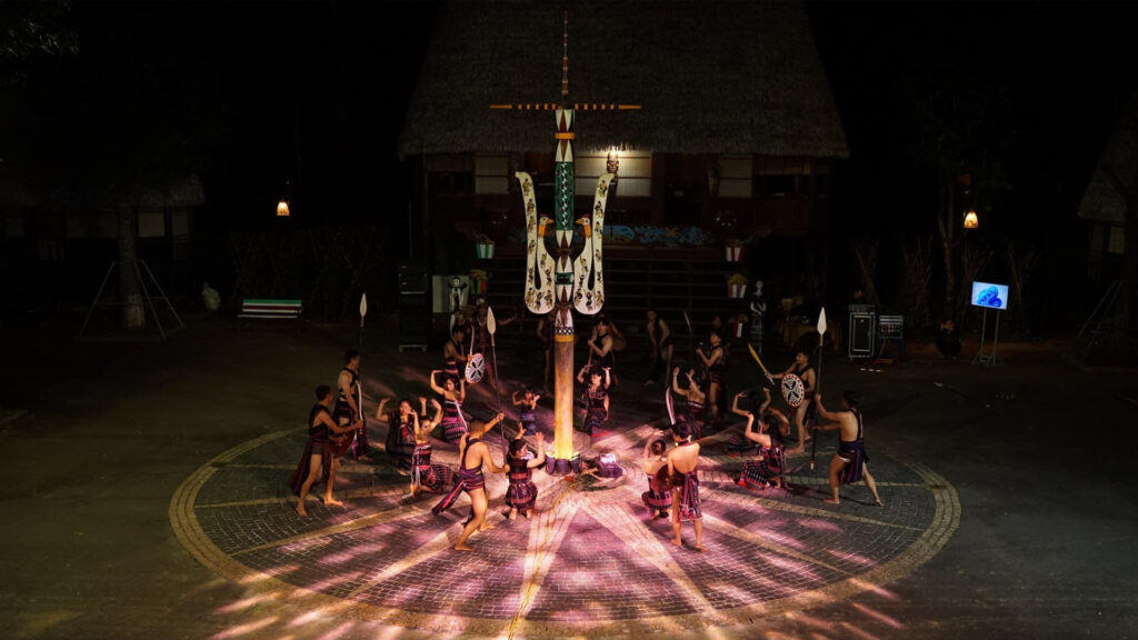 lễ hội xuân văn hoá Cơ Tu 4