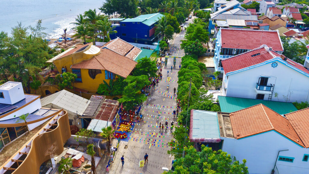 Tan Thanh Local Market  6