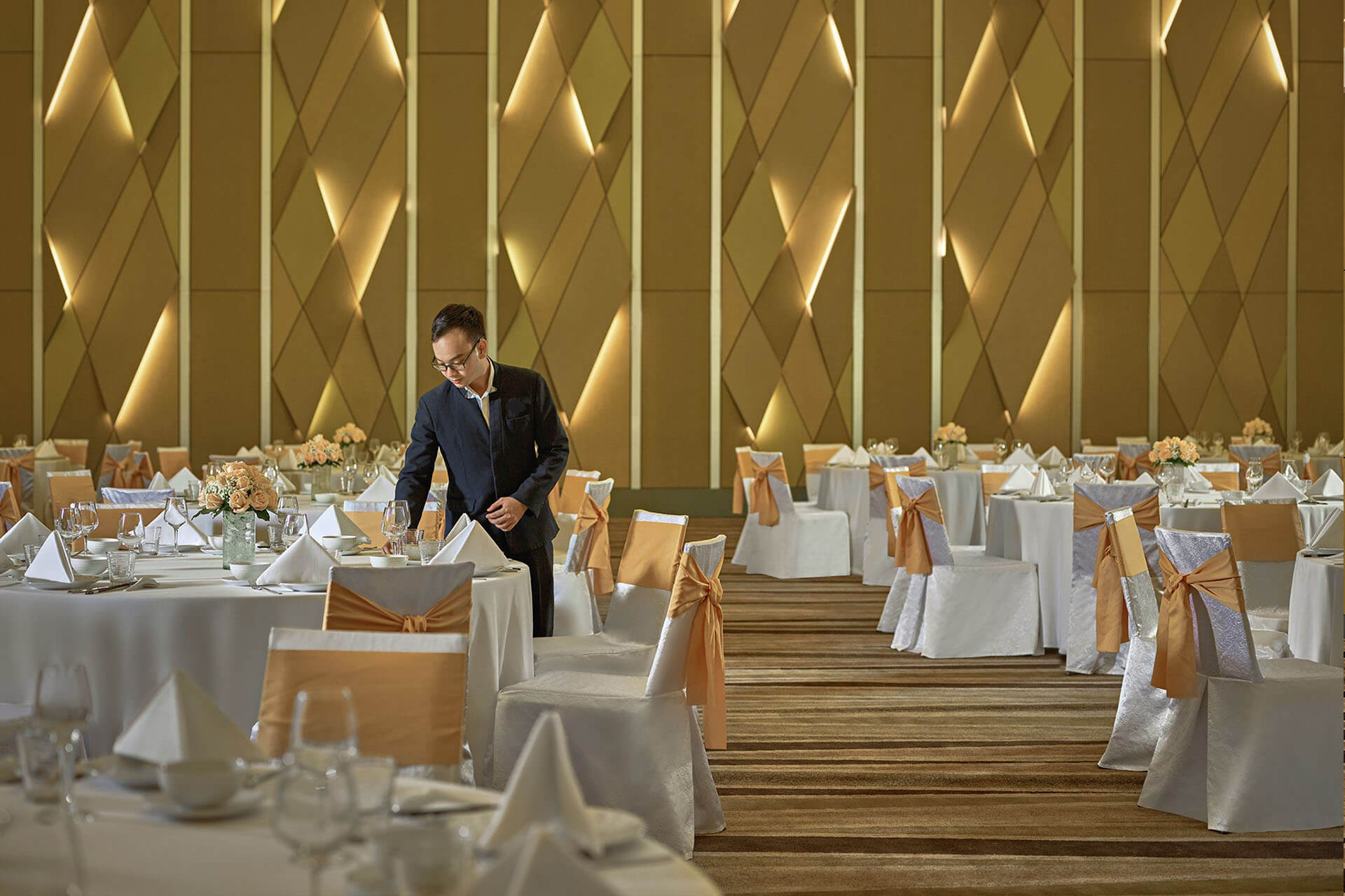 Khép lại năm trọn vẹn cùng gói Year End Party 2025 tại Novotel Danang Premier Han River