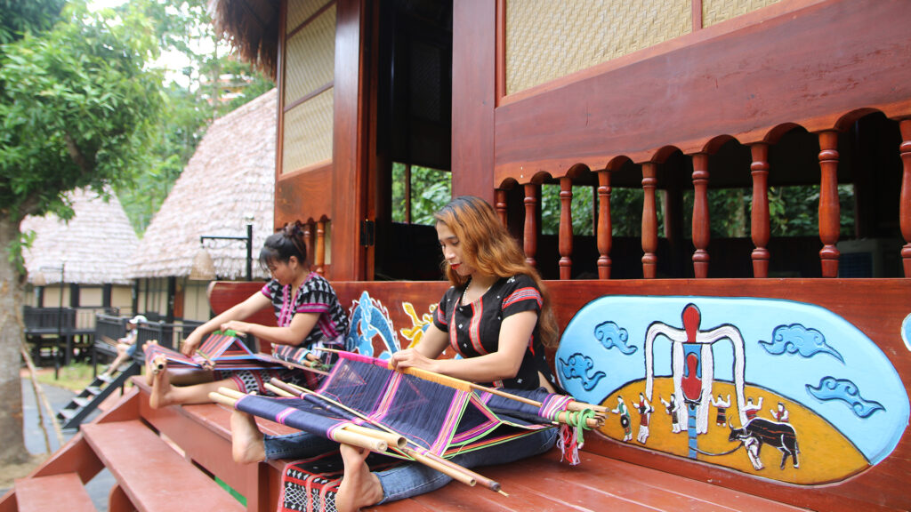 Chạm bản sắc Đà Nẵng 14