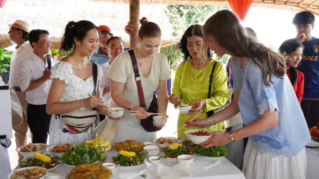 le-hoi-cau-bong-tra-que 10