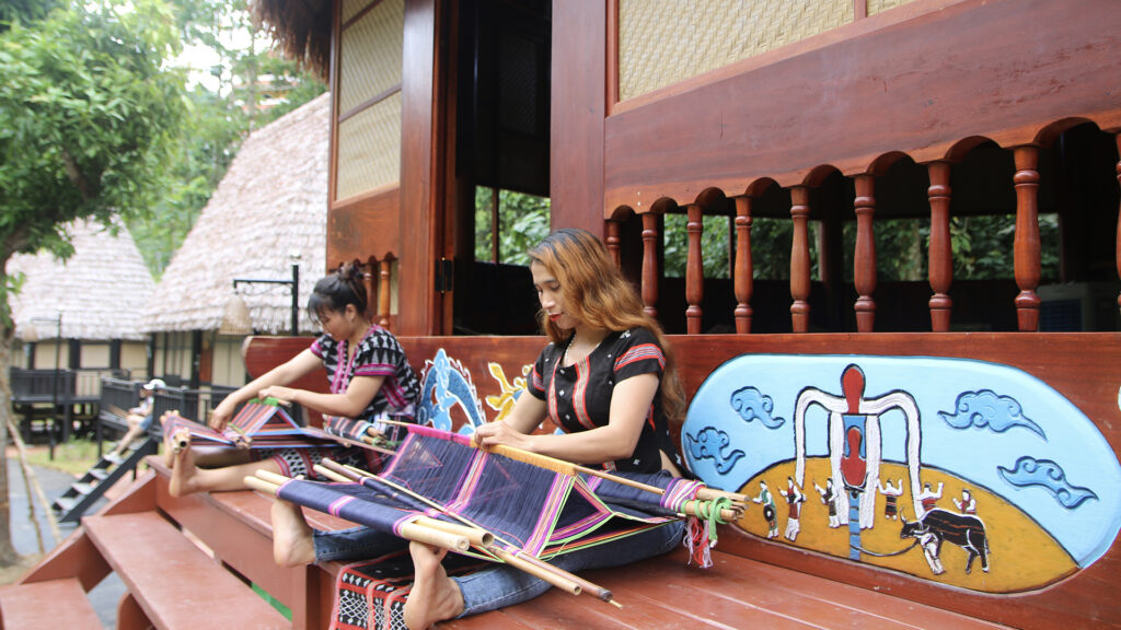 Dong Giang Heaven’s Gate Ecotourism Area 11