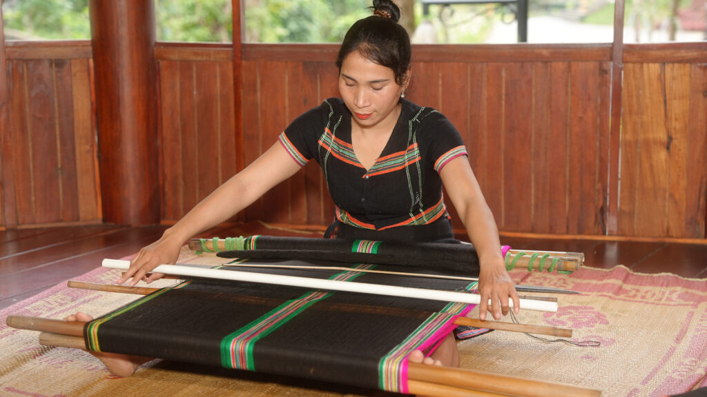 Chạm bản sắc Đà Nẵng 15