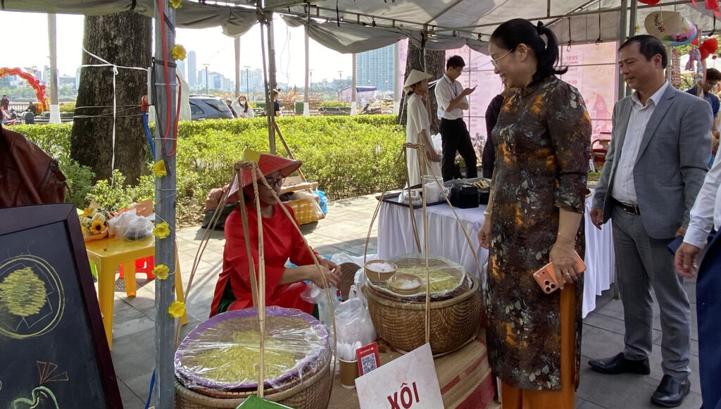 Phiên chợ ngày Tết 2026 3