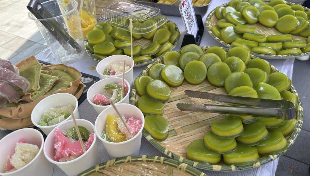 Phiên chợ ngày Tết 2026 6