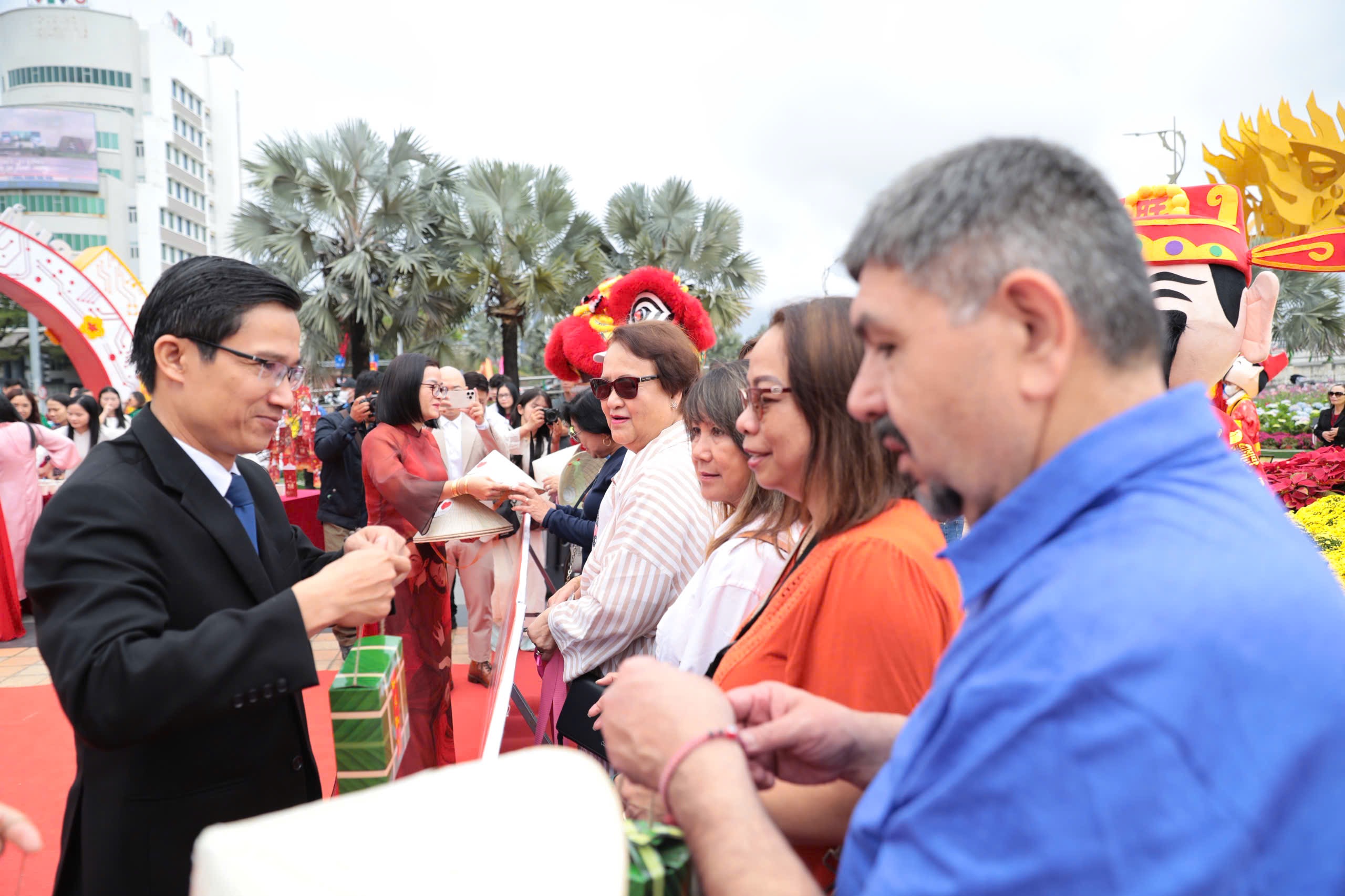 Binh Ngo 2026 Spring Opening 16