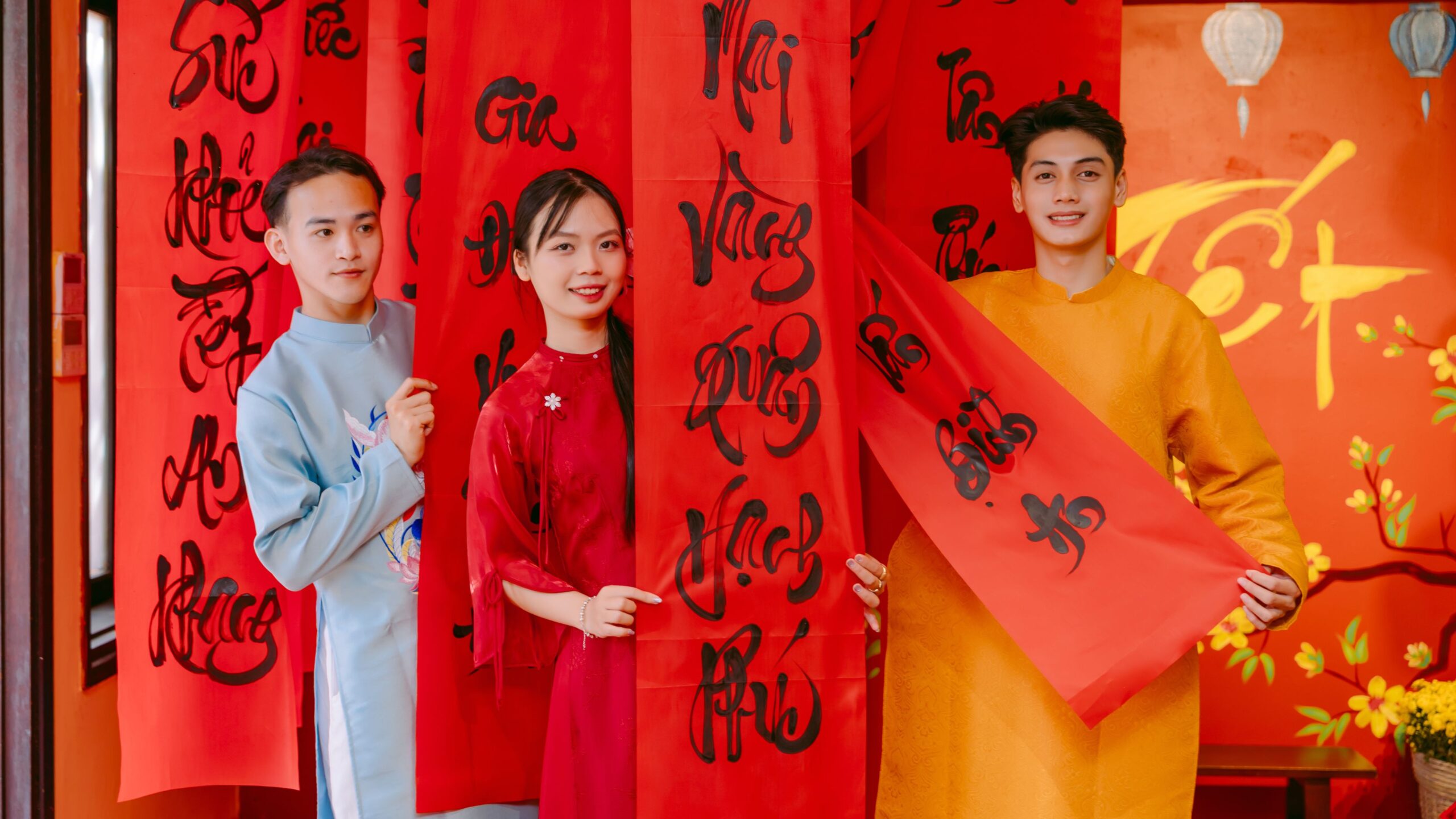 VinWonders Nam Hội An – Tọa độ du xuân xúng xính áo dài của giới trẻ