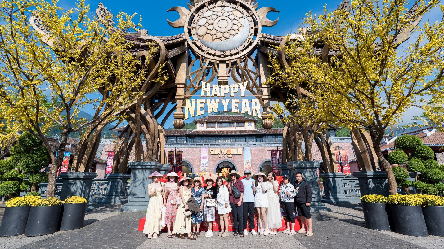 Central Highlands and Central Vietnam visitors to Ba Na Hills increase by more than 60%