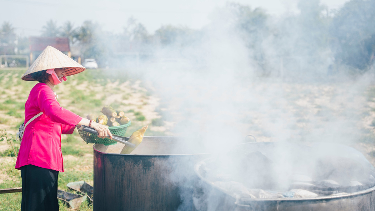 Return to origin through the flavour of Cam Nam sticky corn