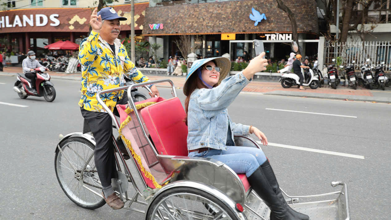 Enhancing both the quality and capacity of Da Nang’s tourist cyclo team