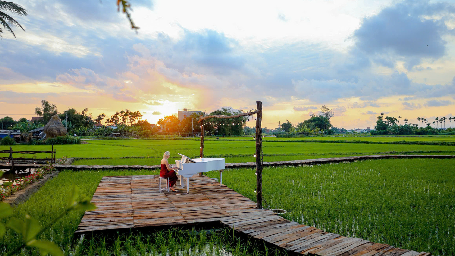 Gợi ý du lịch Đà Nẵng dịp lễ 30/4 – 1/5: “Chạm tĩnh lặng” Hội An trên những cánh đồng bất tận