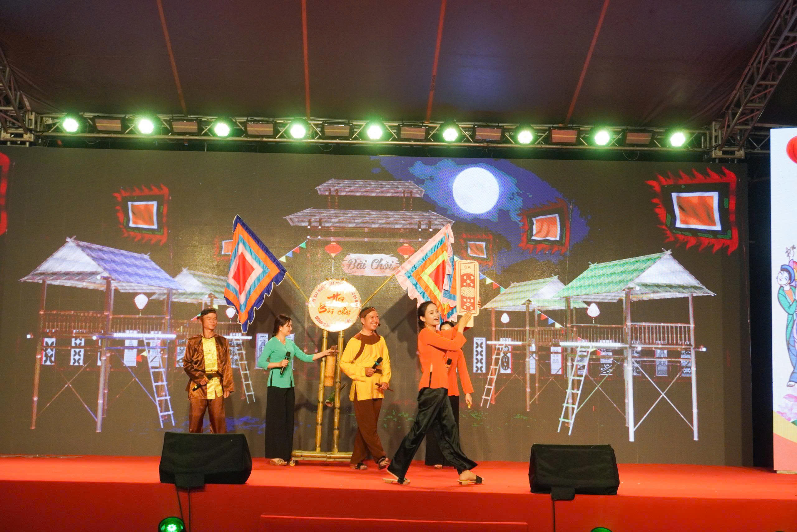 Sôi động không gian văn hóa nghệ thuật tại Lễ hội Quán Thế Âm