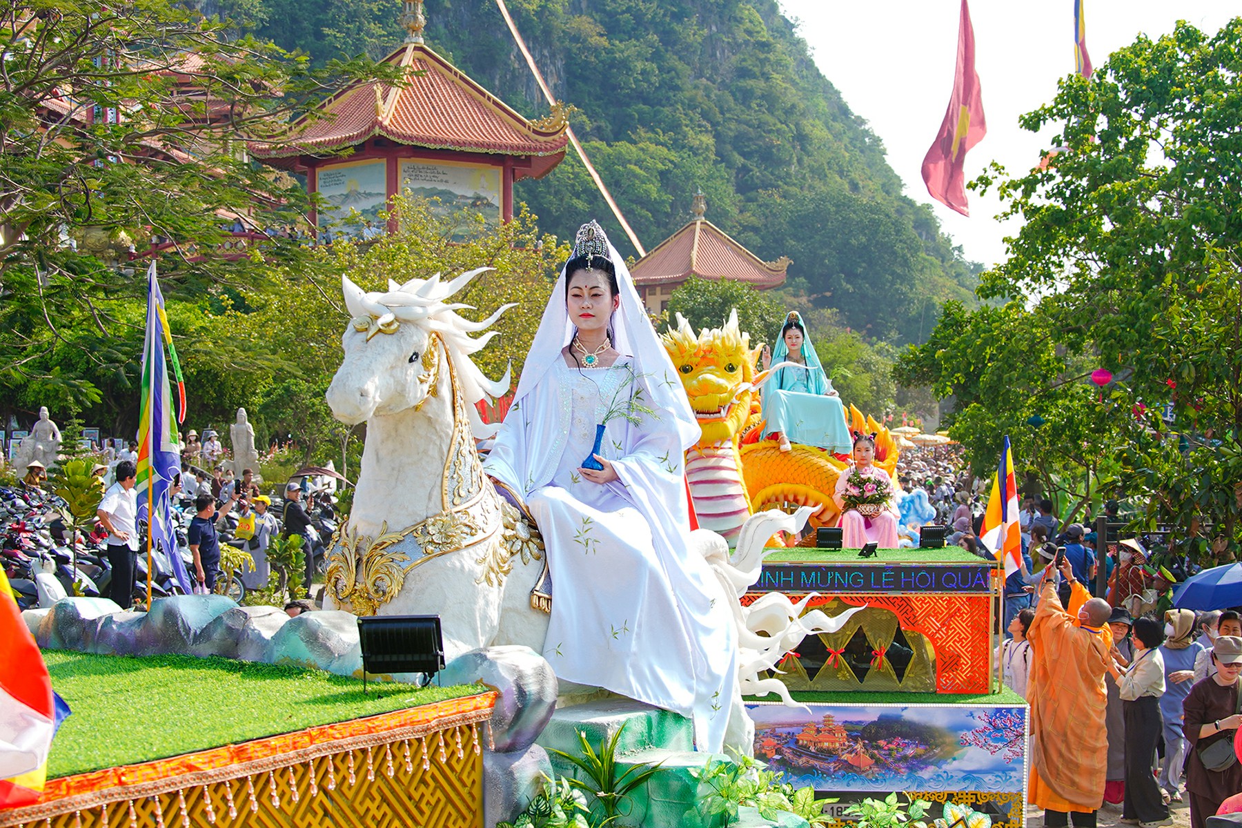 Trang nghiêm Lễ vía Đức Bồ tát Quán Thế Âm