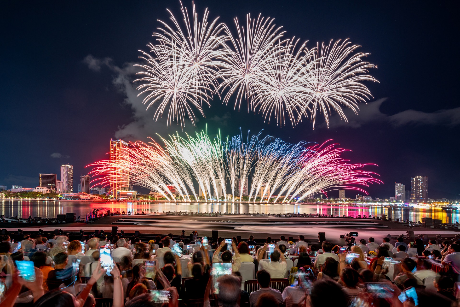 DIFF 2026 opening night: Da Nang impresses on home ground while reigning champion China demonstrates “formidable” strength