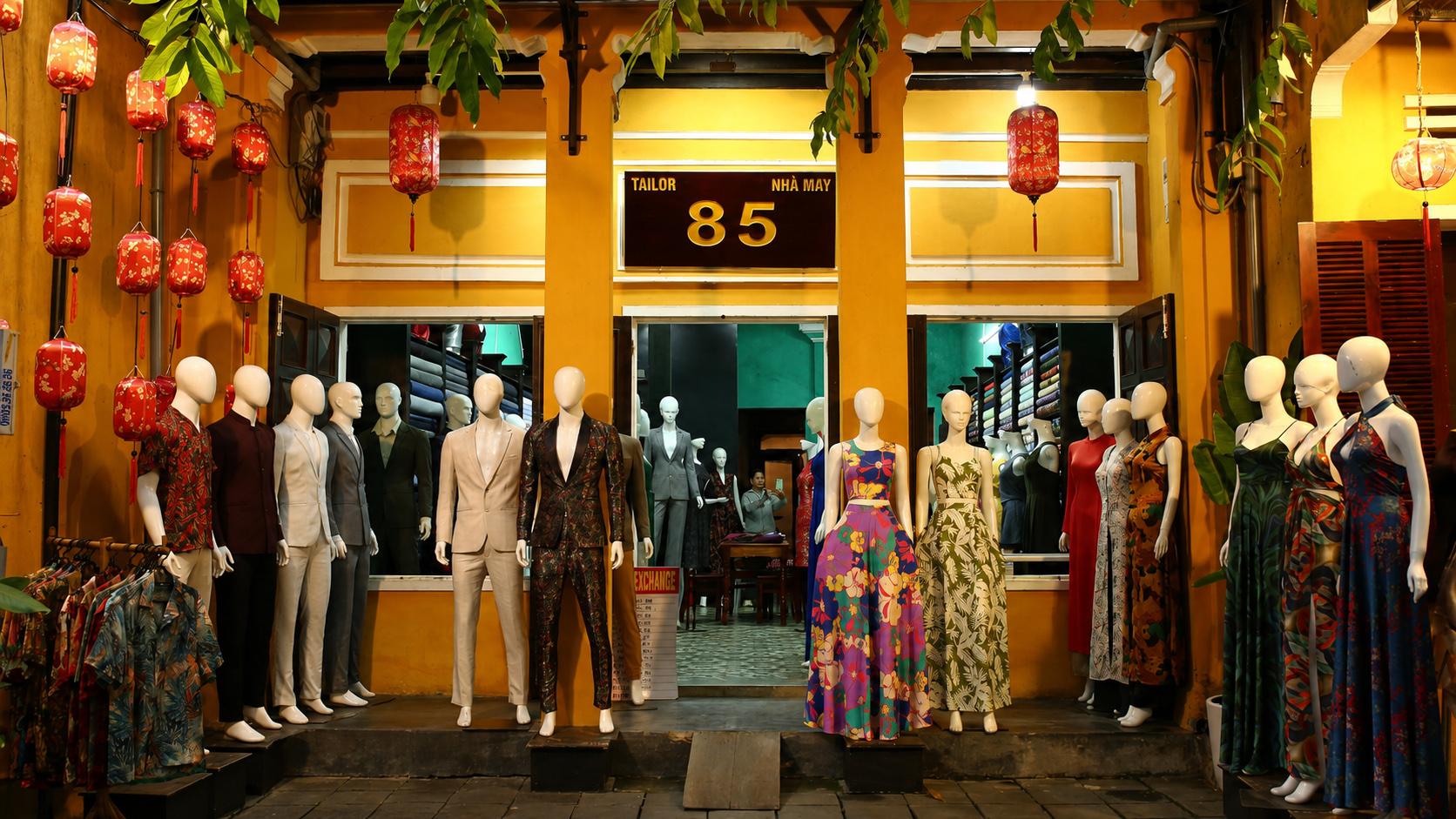 Hoi An Tailoring – The “Viral” Experience International Travellers Can’t Get Enough Of