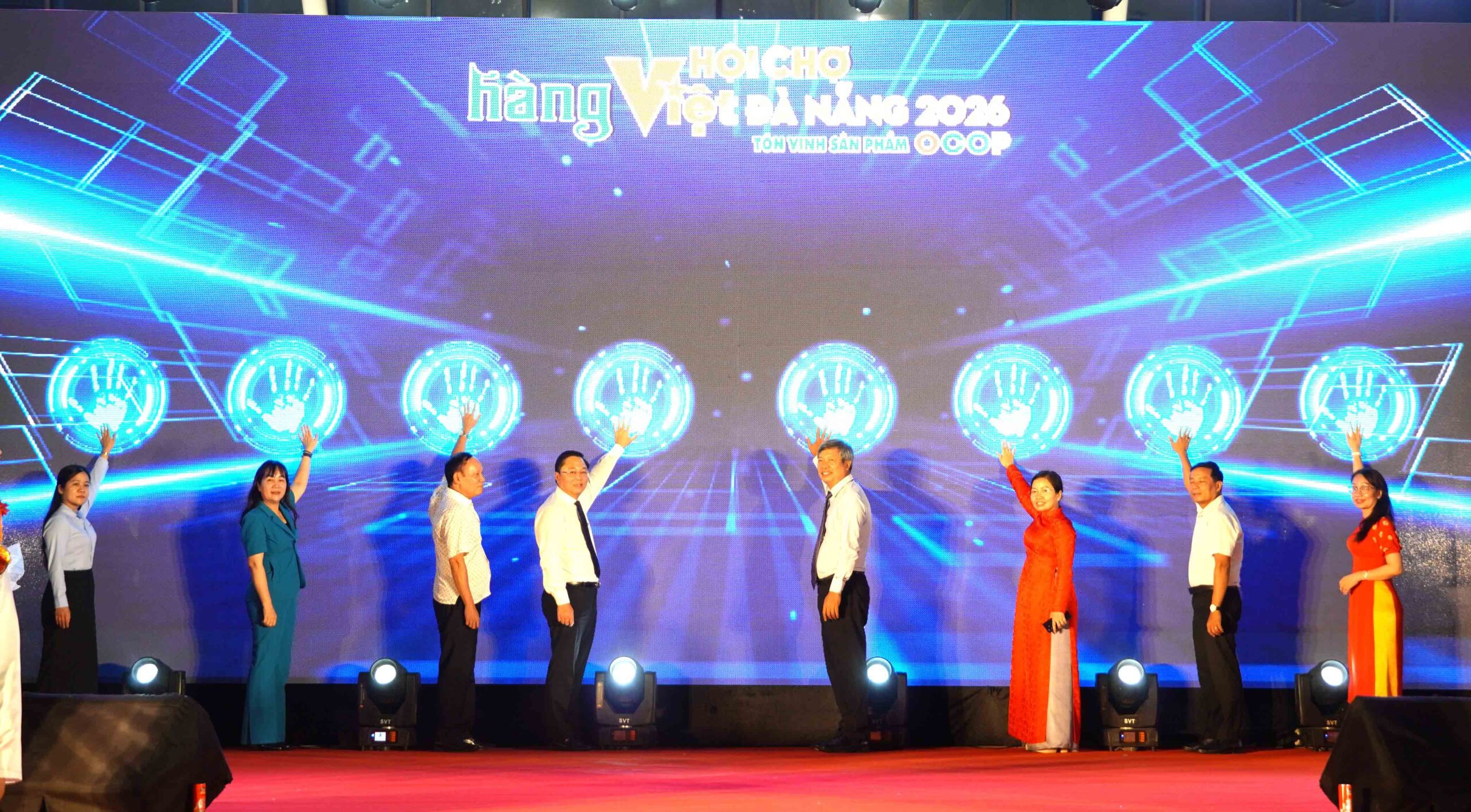 Gần 200 gian hàng tham gia Hội chợ hàng Việt 2026