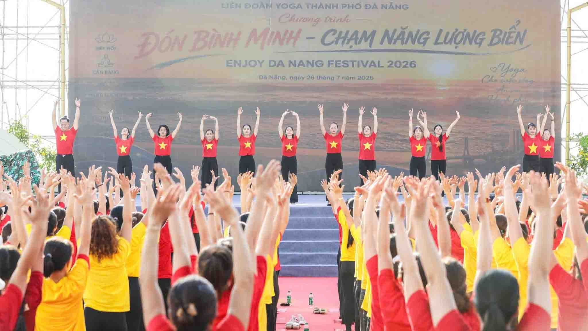 Tận hưởng năng lượng biển, thiên nhiên và ký ức Đà Nẵng