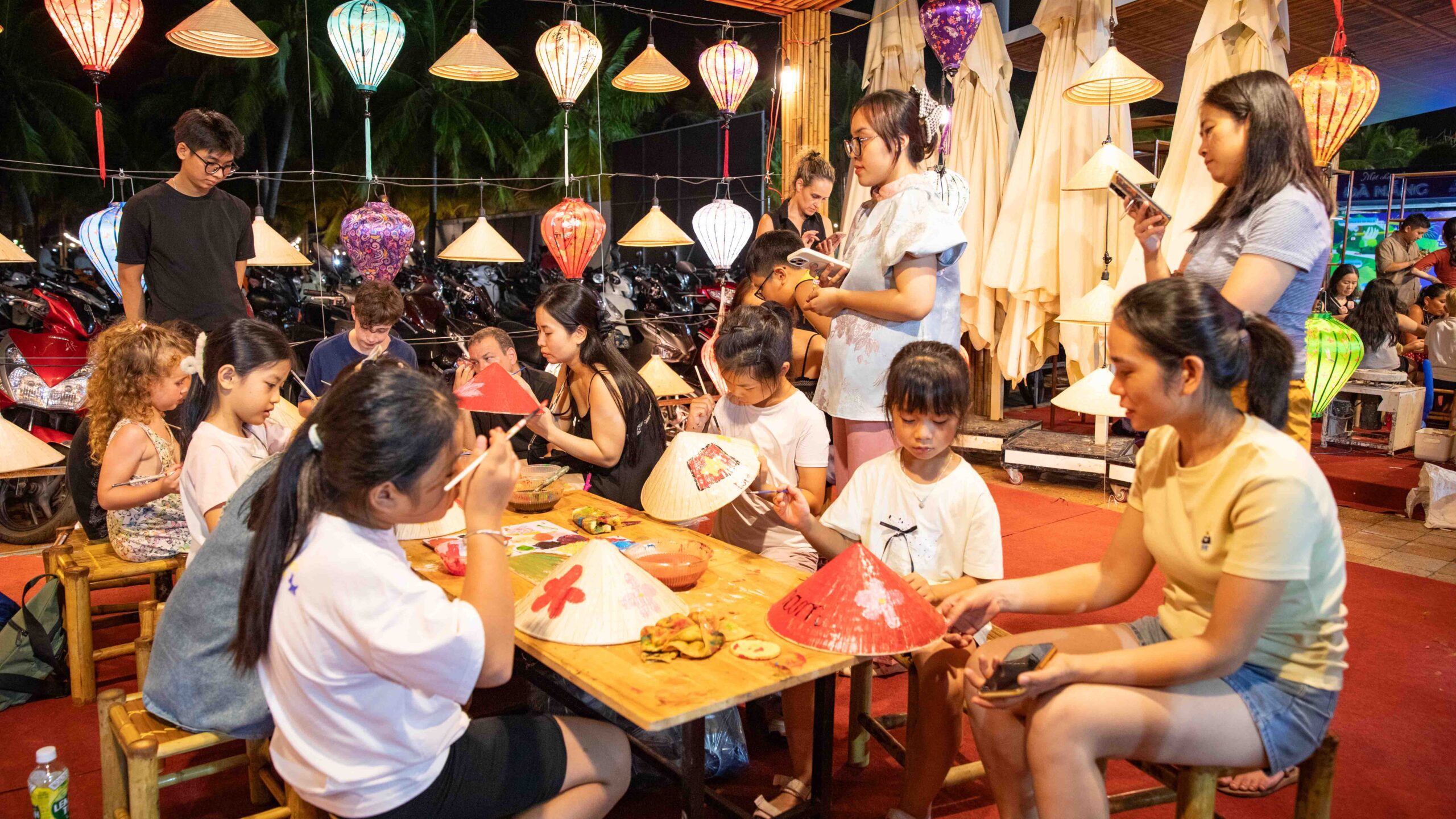 Chạm về nguyên bản qua những trải nghiệm dân gian tại Lễ hội Tận hưởng Đà Nẵng 2026