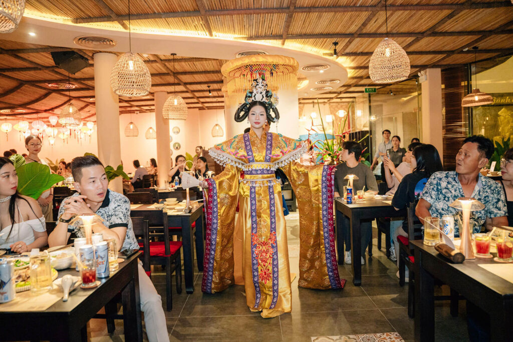 Show Hoàng Cung Huyền Ảo – Dấu ấn cung đình Huế