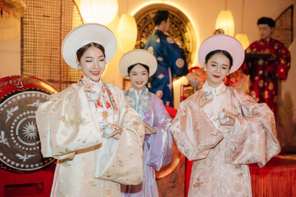 Show Hoàng Cung Huyền Ảo – Dấu ấn cung đình Huế 1 Ngon Phố Đà - 300 Võ Nguyên Giáp, Đà Nẵng