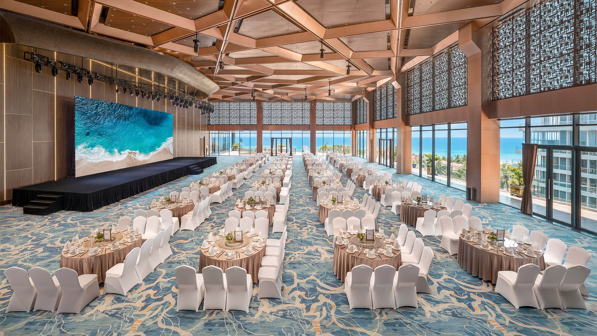 Ưu đãi Gói Tiệc cuối năm tại KOI Resort & Residence Đà Nẵng