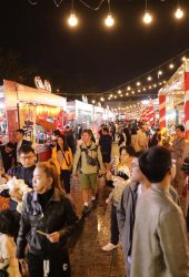 khai-mac-le-hoi-don-giang-sinh-chao-nam-moi-da-nang-2025-07